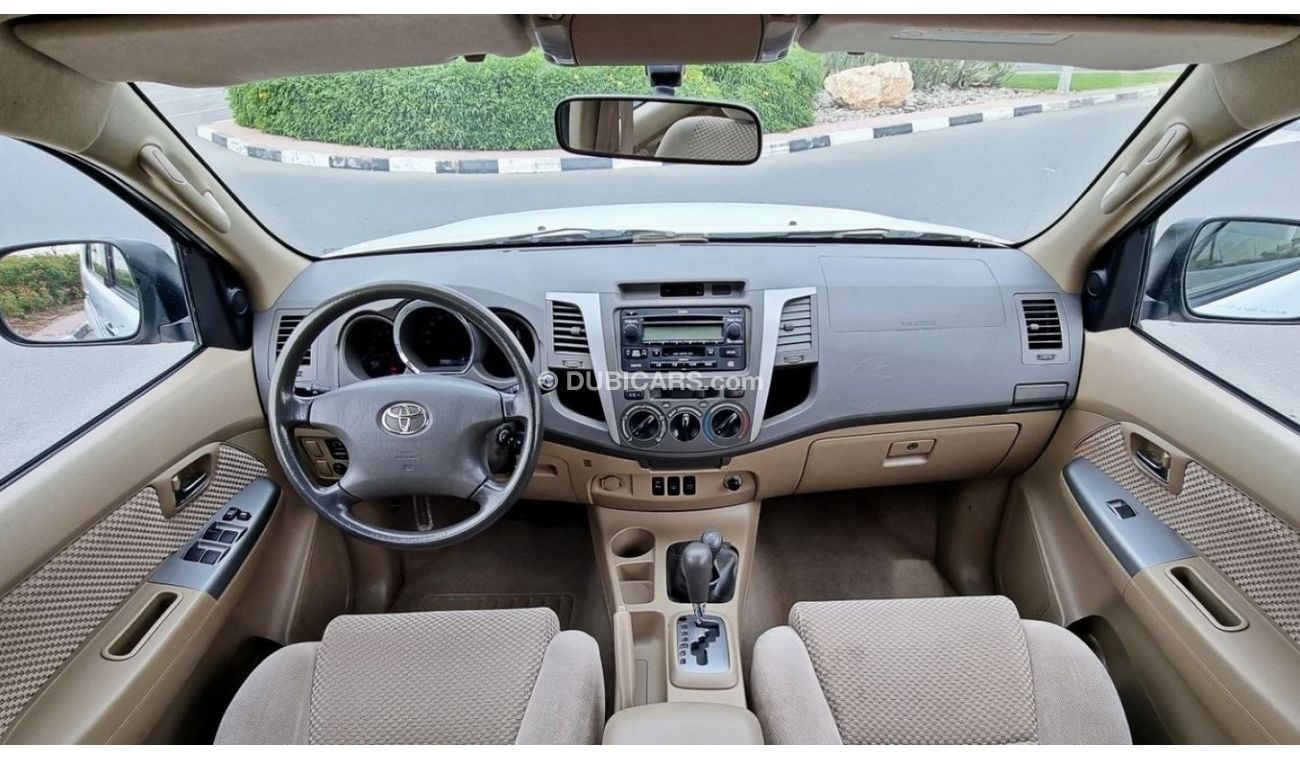 Toyota Fortuner SRS-2.7 L-4 Cyl-Low kilometer Driven-Very well maintained and good Condition