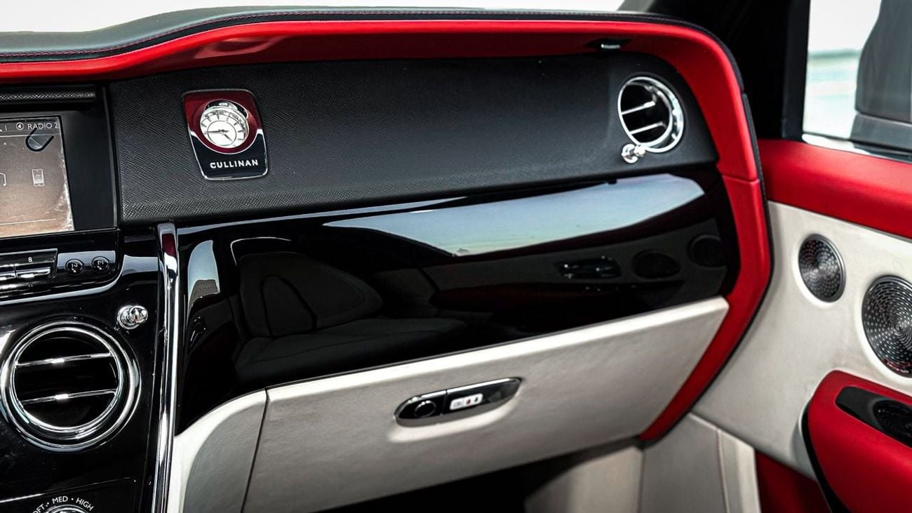 رولز رويس كولينان Blackbadge 2025 Facelift Convert