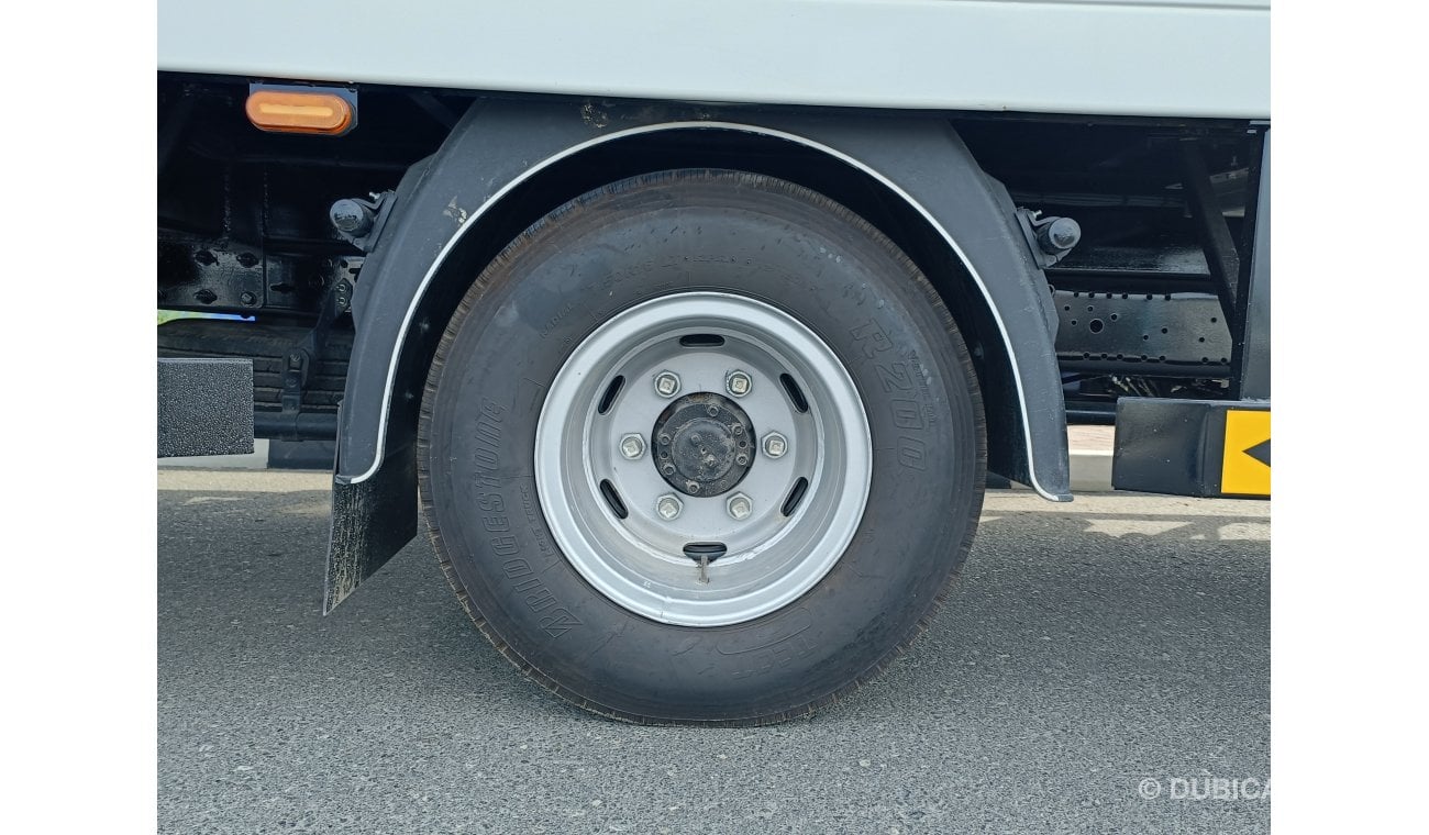 Mitsubishi Fuso Canter ,MAN LIFTER 20 METER, 4.2L V6 Diesel, All Kinds Available , (CODE # 937)