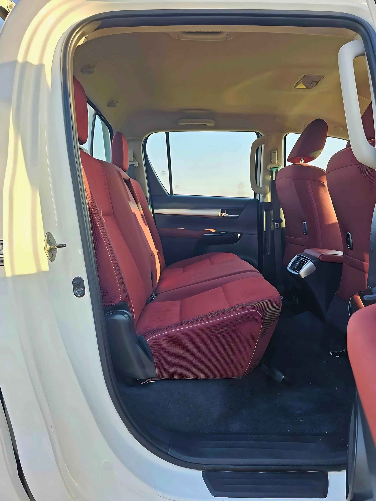 Toyota Hilux PATROL/ AUTO/ POWER WINDOW/ WIDE BODY/ EXPORT ONLY/ LOT# 99985