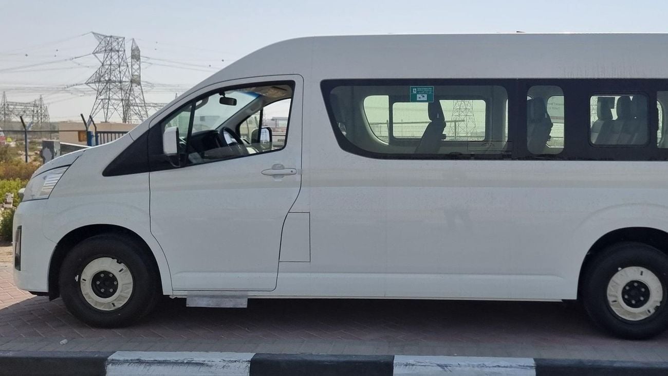 Toyota Hiace GL -High Roof Commuter 3.5L M/T