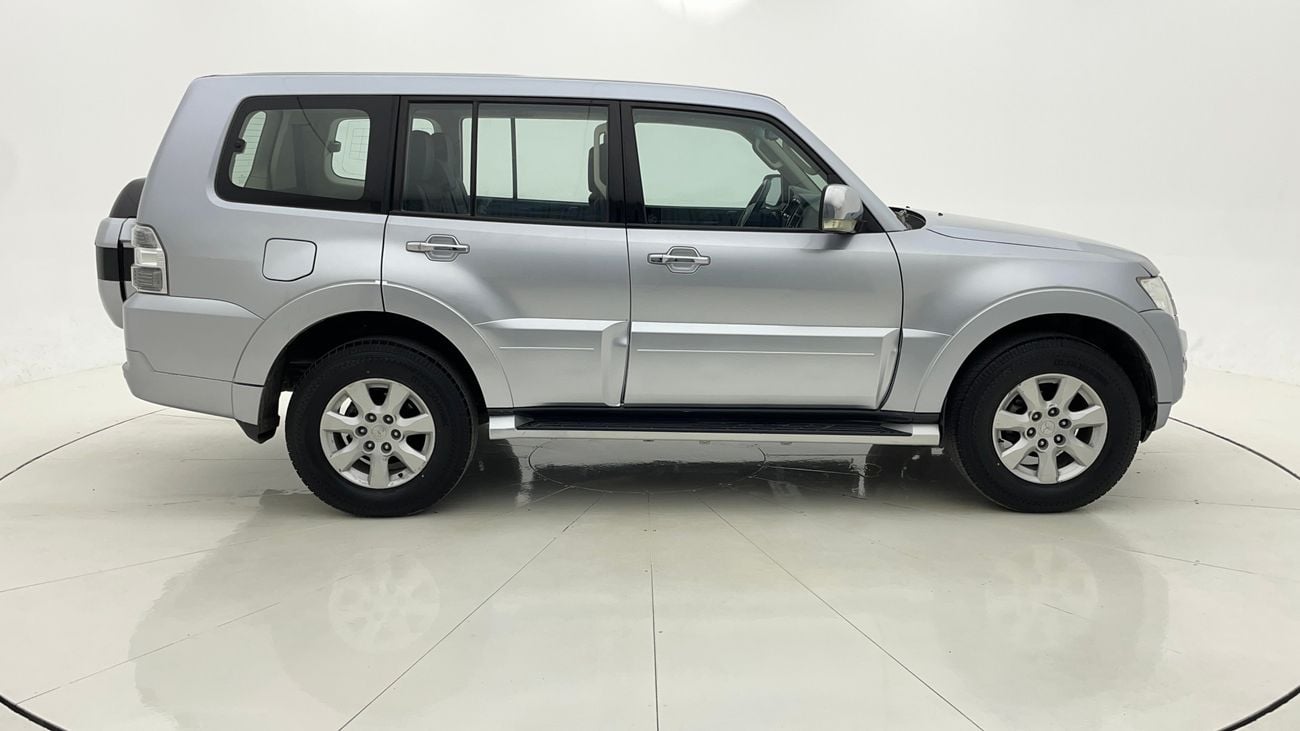 Mitsubishi Pajero GLS BASE 3.5 | Zero Down Payment | Free Home Test Drive