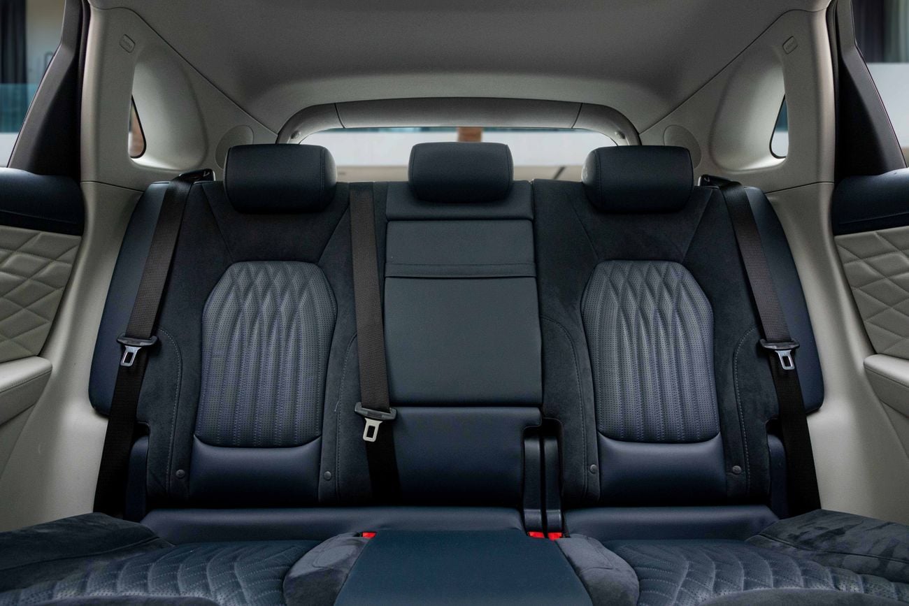 هونغشي HS5 HS5 FLAGSHIP | 1,430 P.M | 0% Downpayment | FLAGSHIP | HONGQI WARRANTY!