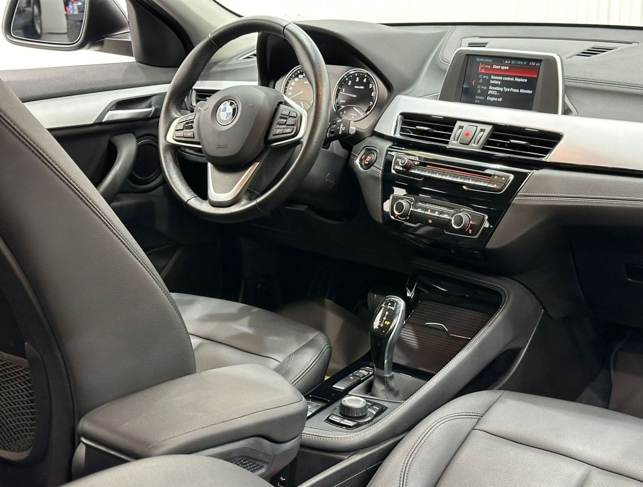 BMW X2 2020 BMW X2 sDrive20i, February 2025 BMW Warranty + Service Contract, Low Kms, GCC