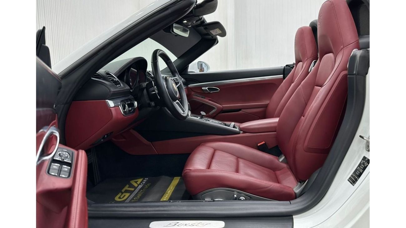 بورش بوكستر 718 2023 Porsche 718 Boxster, June 2025 Agency Warranty + Service Contract, Full Service History, Gcc