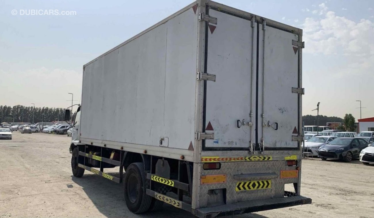 ميتسوبيشي فوسو Fuso 2015 Chiller Thermo King SC ( 10 Ton ) Ref#125