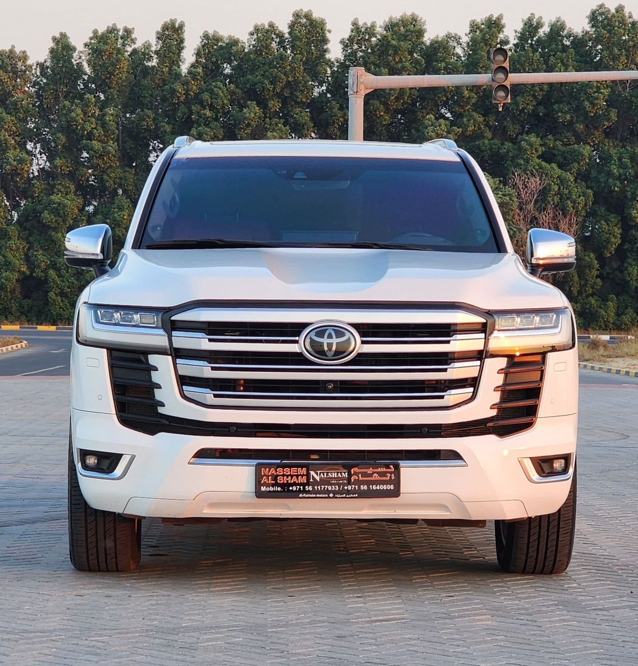 Toyota Land Cruiser VX.R twin turbo full options