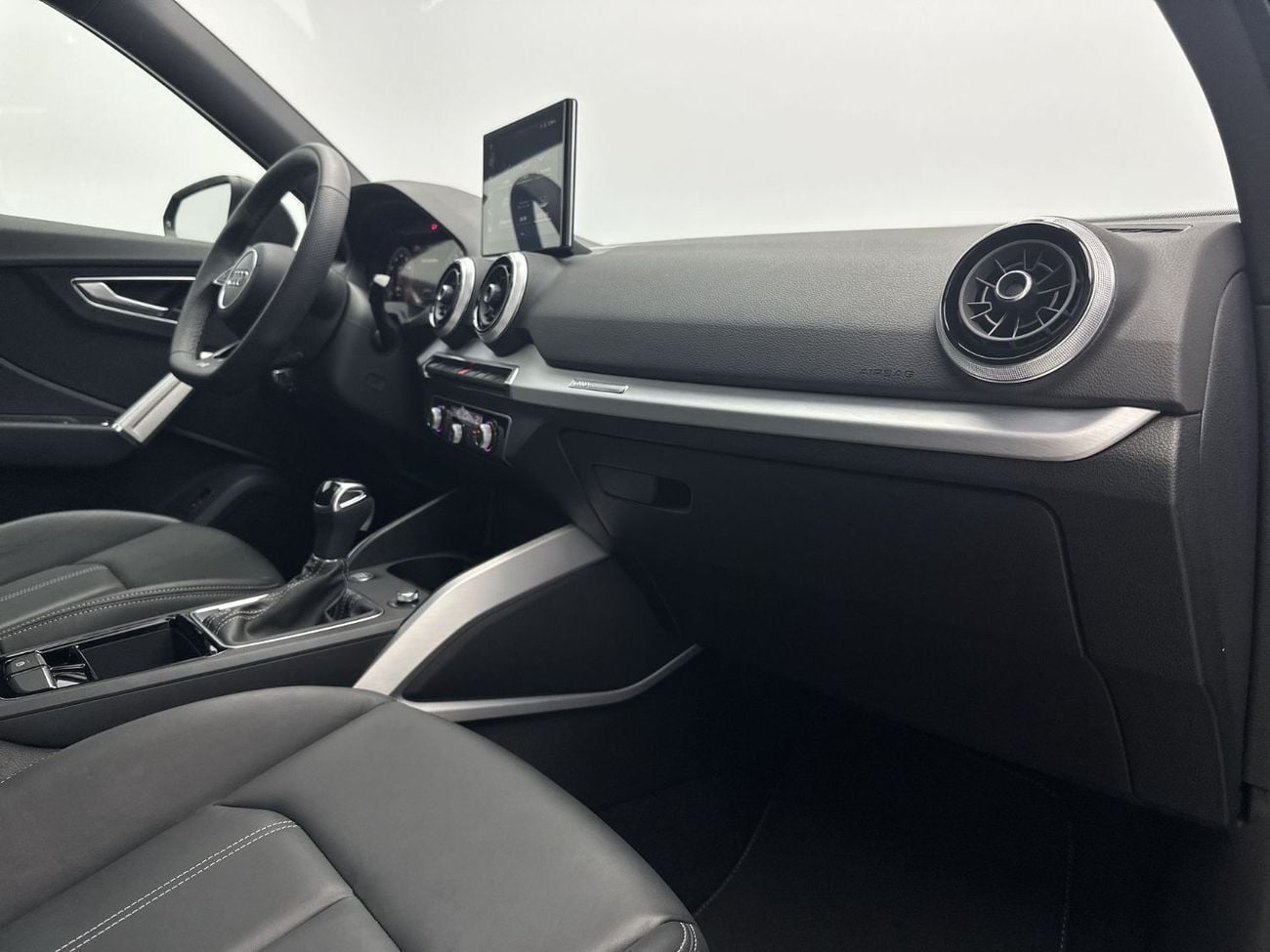 أودي Q2 35 TFSI BLACK