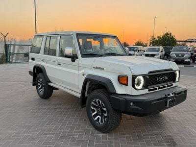 Toyota Land Cruiser 70 TOYOTA LAND CRUISER LC76 2.8 AT FULL OPTION GCC SAUDI