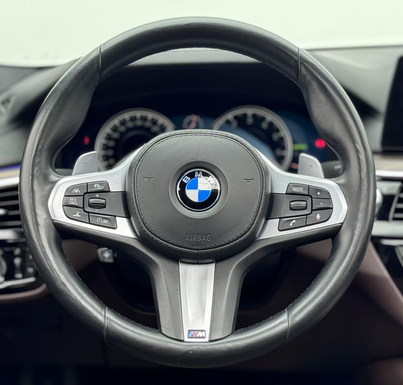 BMW M550i Std 4.4L 2018 BMW 550i xDrive M-Sport, Oct 2027 BMW Service Contract, BMW Service History, GCC