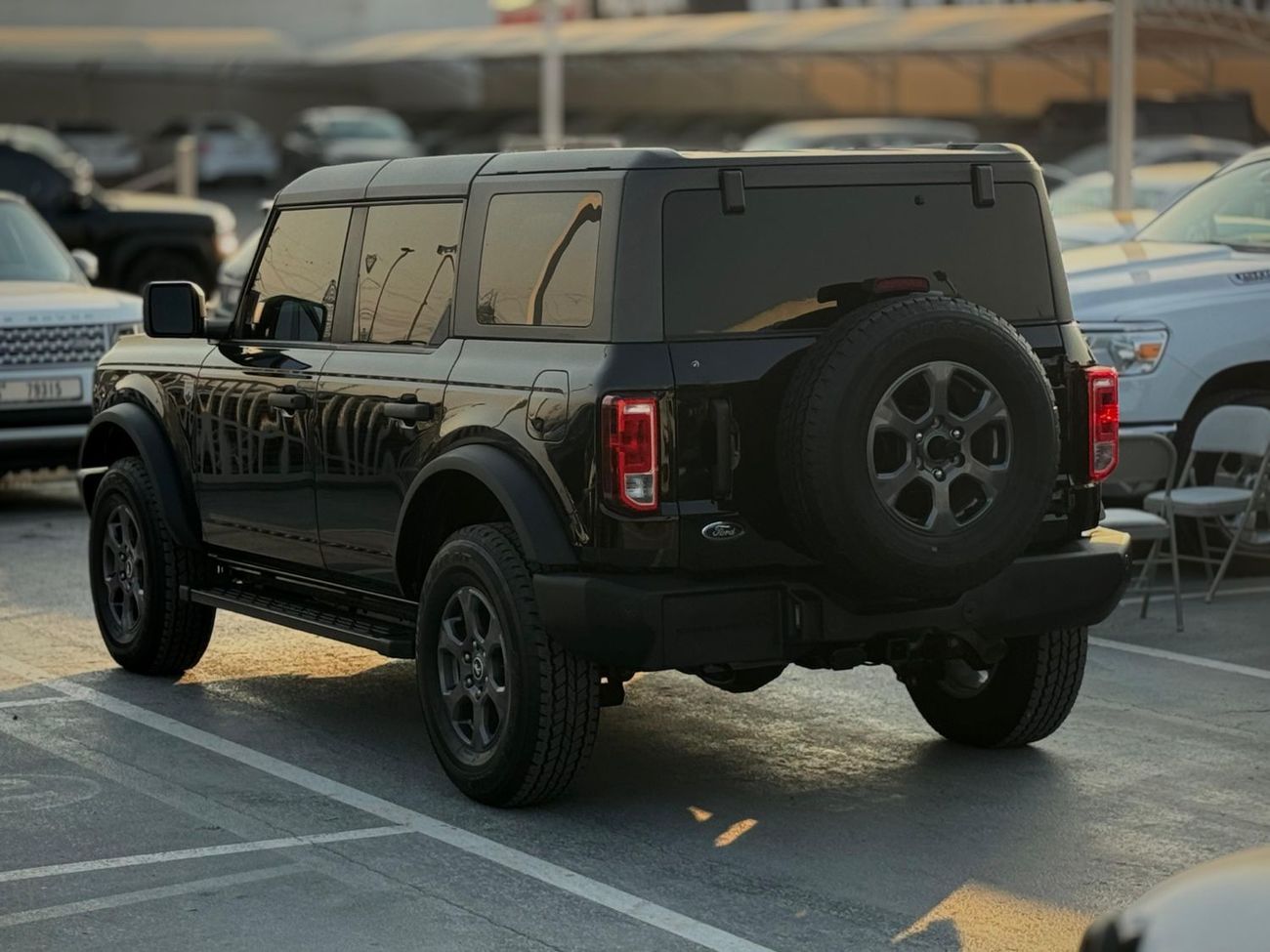 فورد برونكو 2.0L Turbocharged Petrol 4WD 2023 Export Price @ 155,500 AED