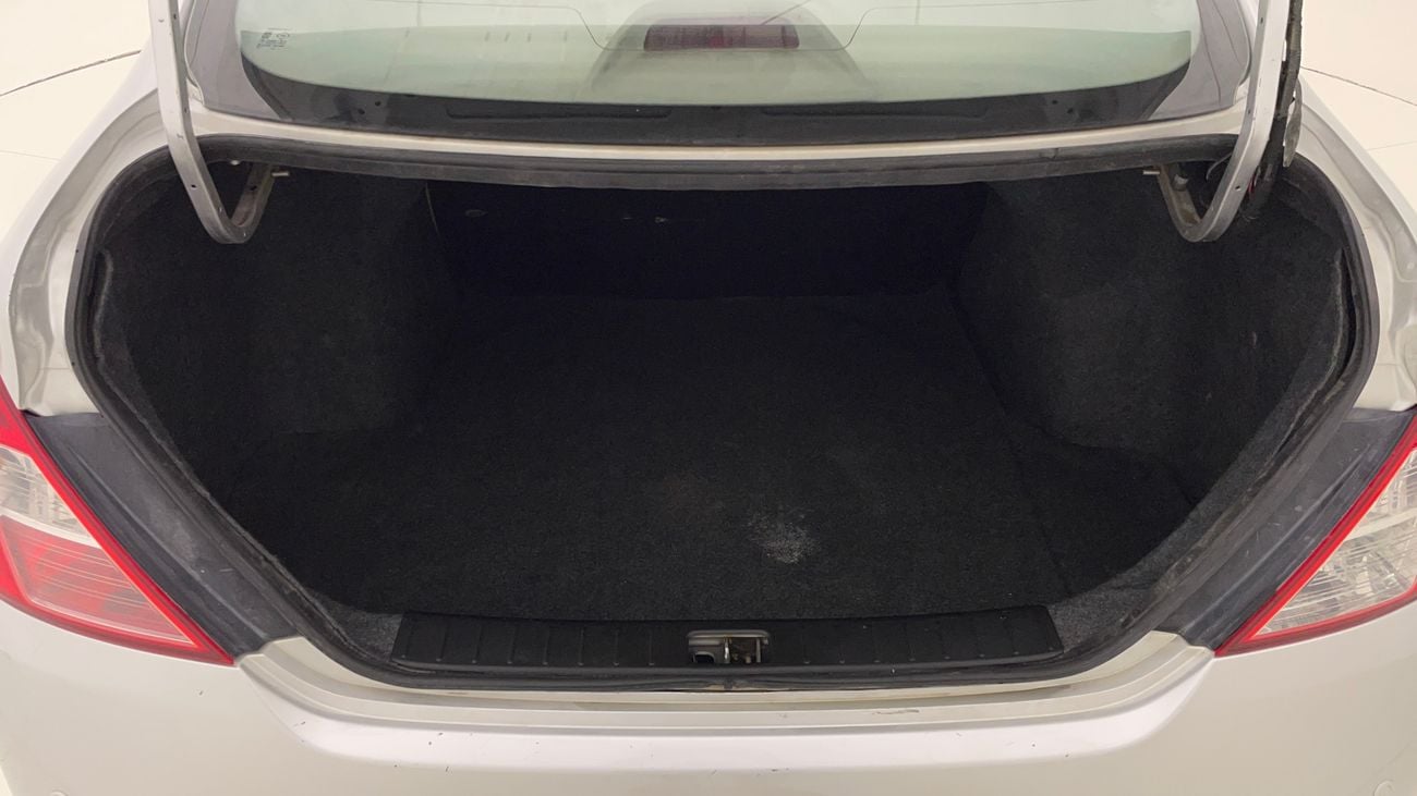 نيسان صني SV 1.5 | بدون دفعة مقدمة | اختبار القيادة في المنزل