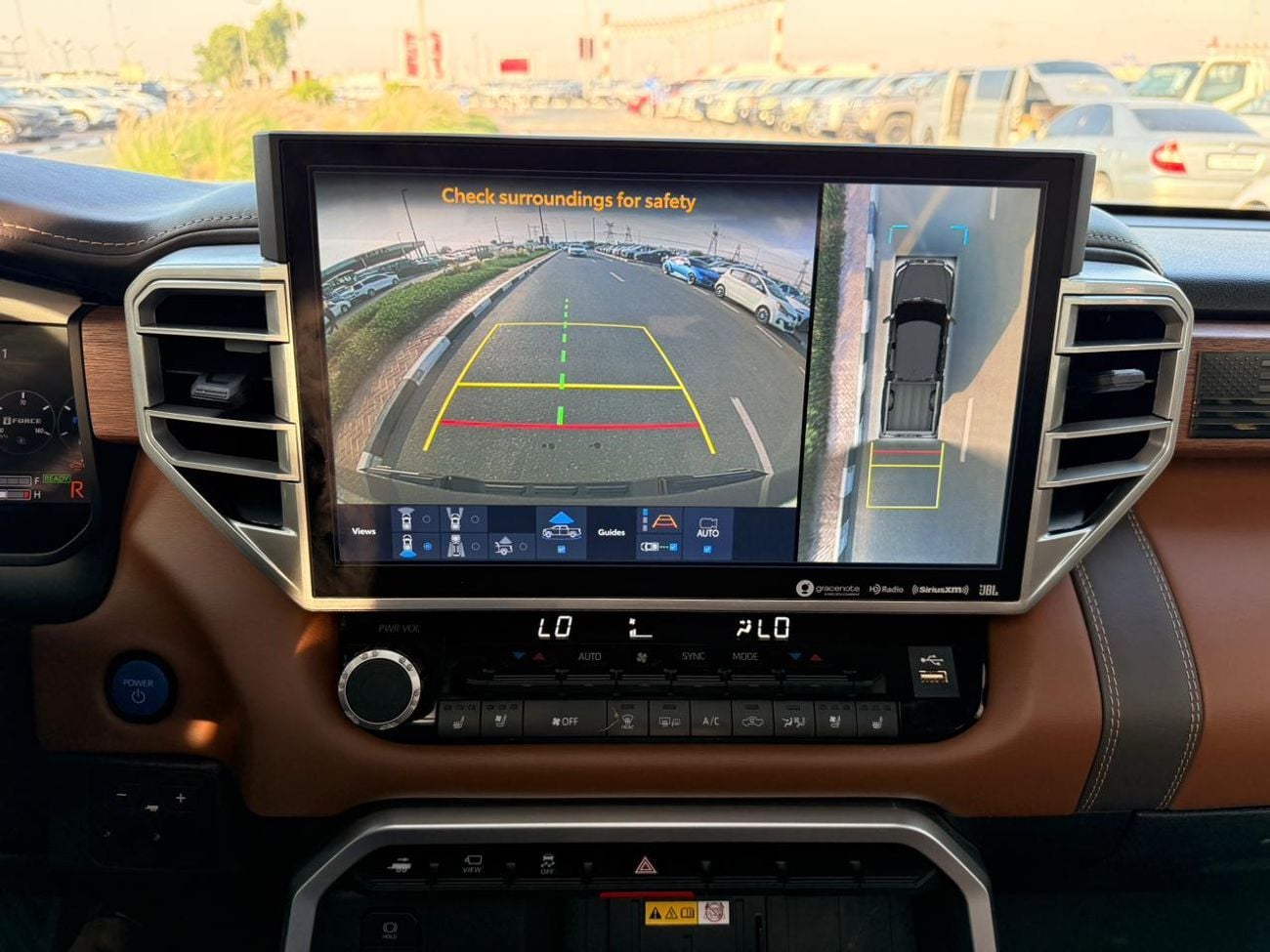 Toyota Tundra  HYBRID 360 Camera, panoramic, head up display 2023