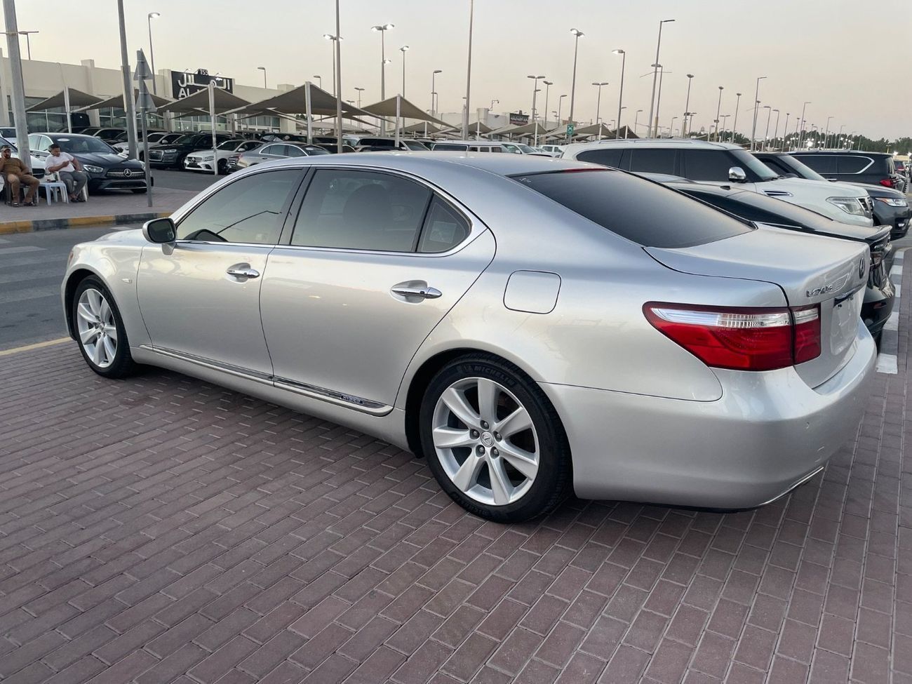 لكزس LS600h وارد اليابان اوراق جمارك