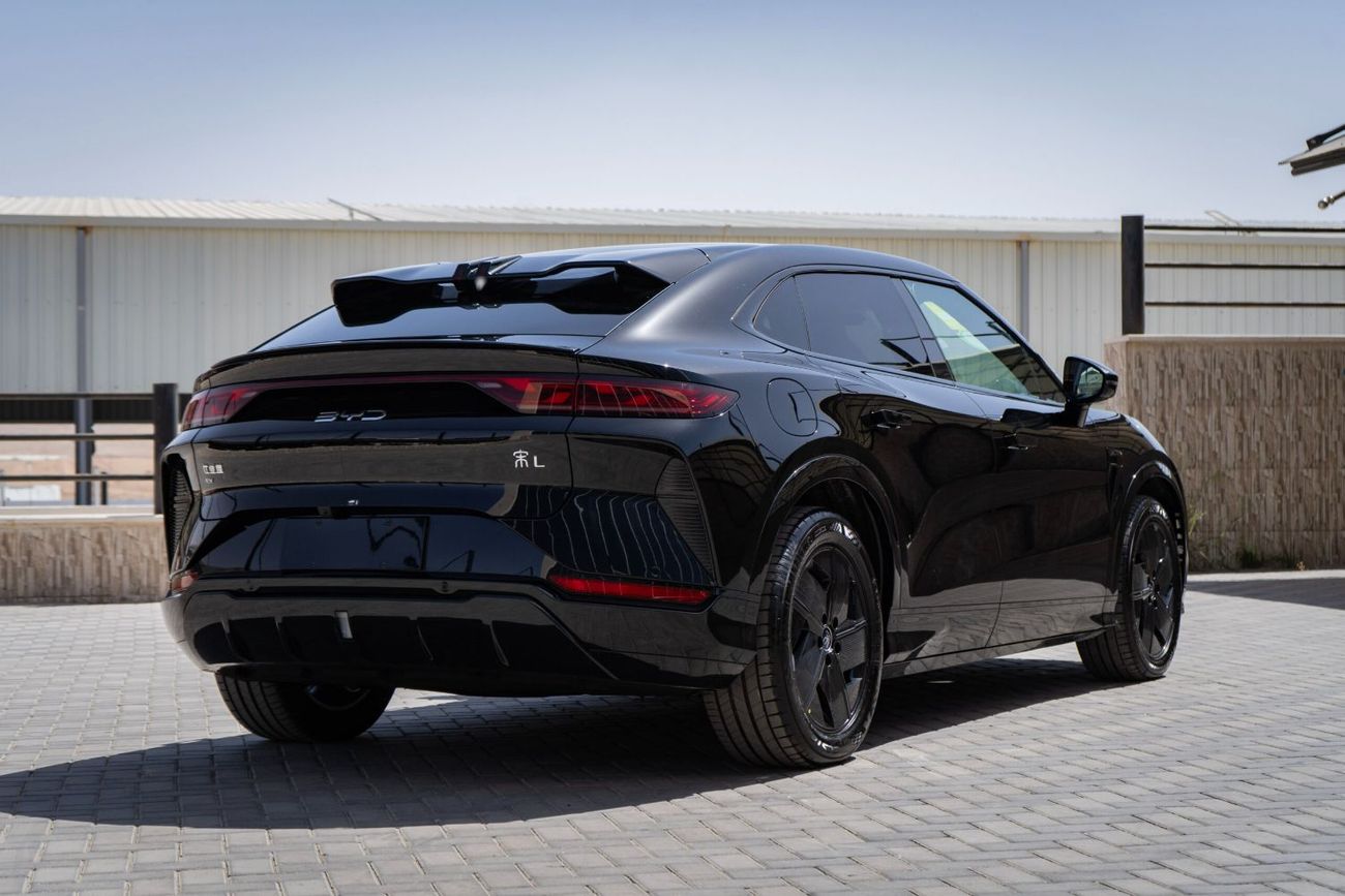 بي واي دي سونغ ل Fuel: Electric Motor Power: 230 kW Motor Torque: 360 Nm Driving Range: 662 km Battery Capacity: 87.0