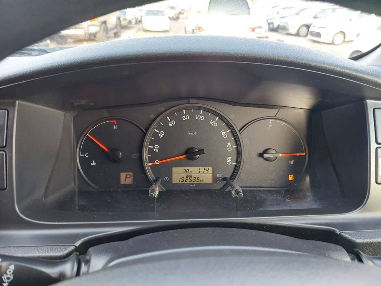 Toyota Hiace TOYOTA HIACE VAN AMBULANCE RHD 2015 MODEL 2.7 L PETROL AUTOMATIC(PM15632)