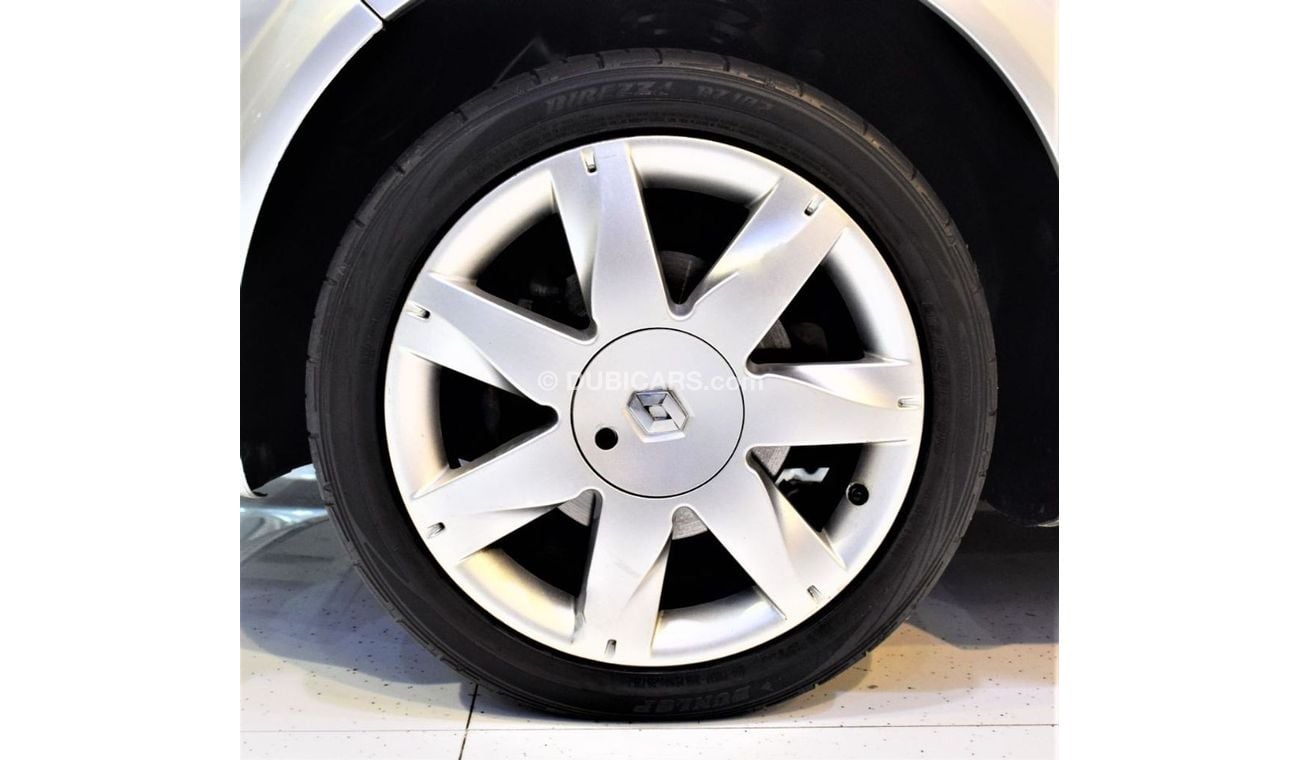 Renault Megane AMAZING Renault Megan 2009 Model!! in Silver Color! GCC Specs