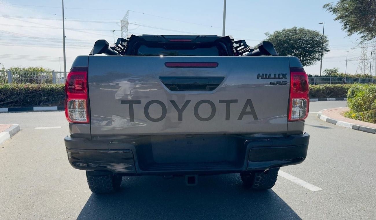 تويوتا هيلوكس MODIFIED SMART CAB | RHD | 2018 | 2.8L DIESEL ENGINE | MANUAL TRANSMISSION