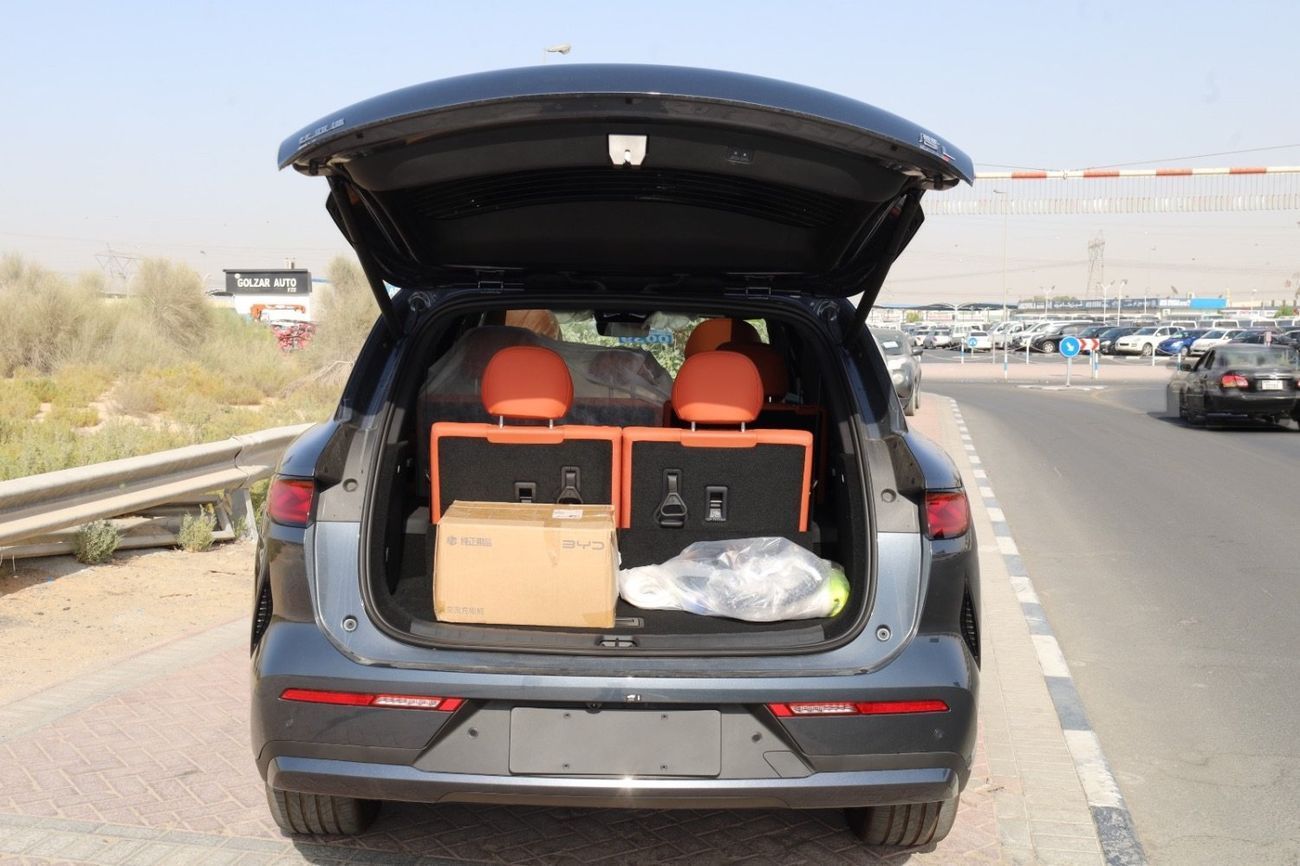 BYD Tang BYD TANG L EV 7 SEATER 670 KM MODEL 2025