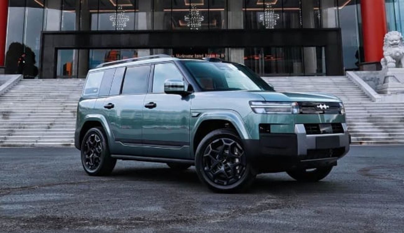 بي واي دي ليوبارد تيتانيوم 7 Ultra