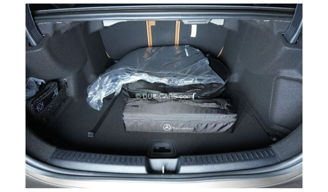 Mercedes-Benz E300 Mercedes-Benz E 300 | 2024 GCC 0km | Agency Warranty