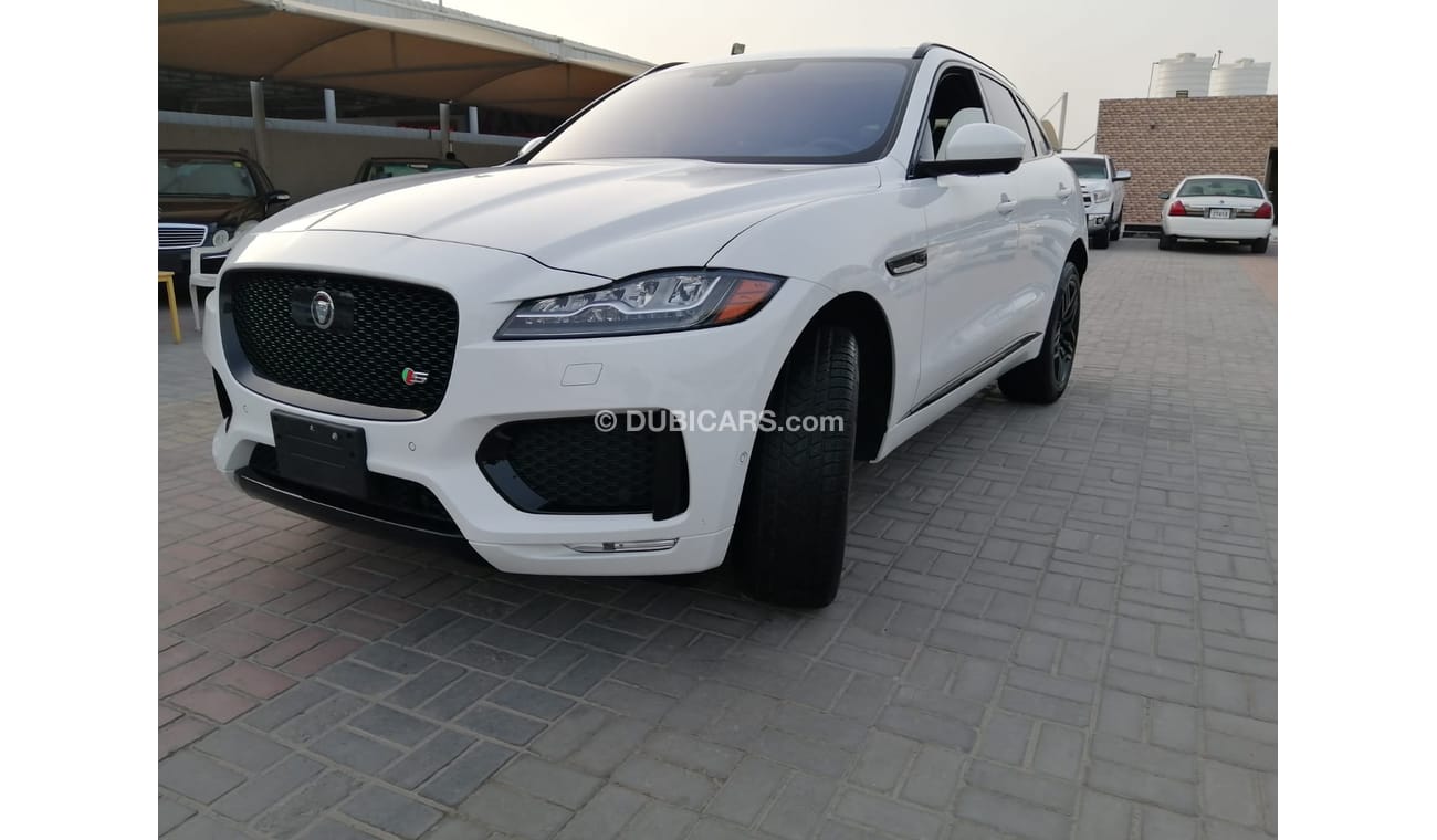 جاكوار F بيس جاكوار  F PACE 2018