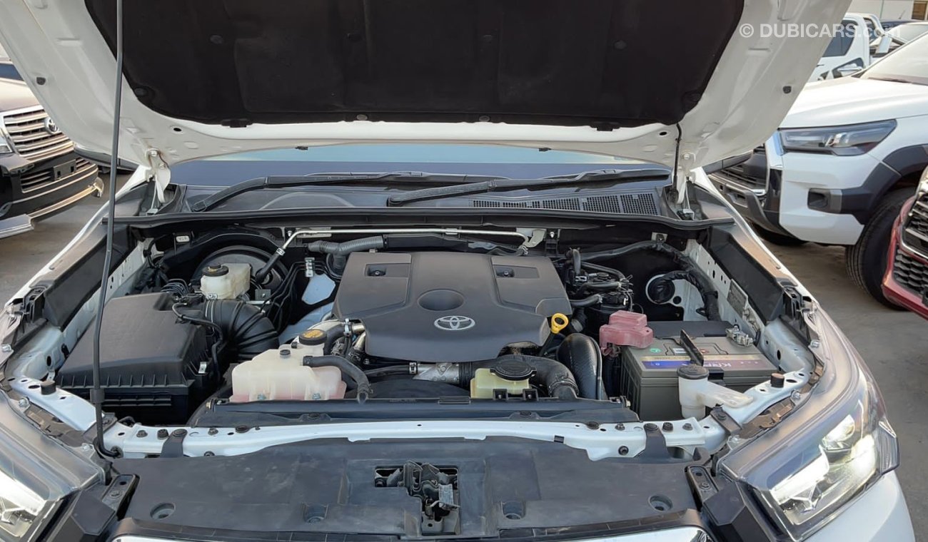 Toyota Hilux Toyota Hilux Diesel engine model 2015 face change to 2021 for sale from Humera motors car very clean