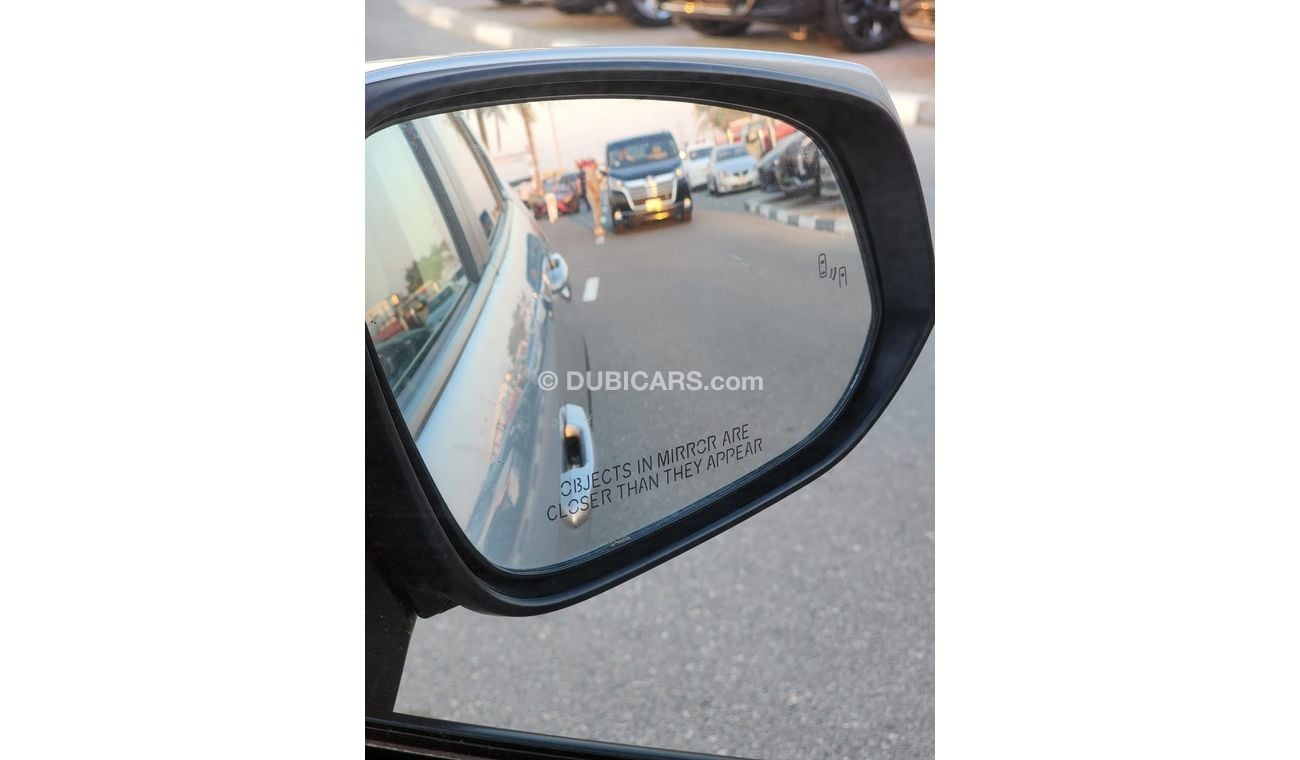 Toyota RAV4 RAV4 XLE HYBRID 2021