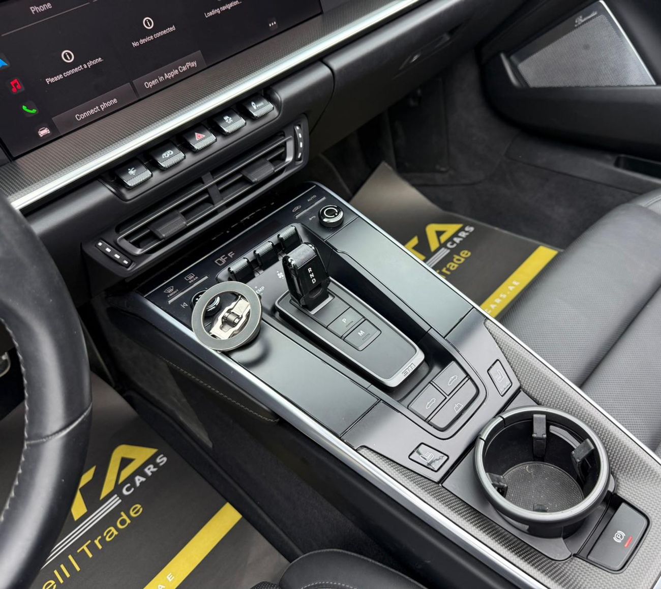 بورش 911 Turbo S 3.8L (640 HP) Convertible 2024 Porsche 911 Turbo S, 2029 Porsche Warranty + Service Pack, Ve