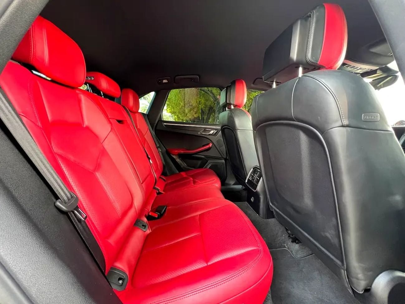 Porsche Macan S | GCC Specs | Low Mileage