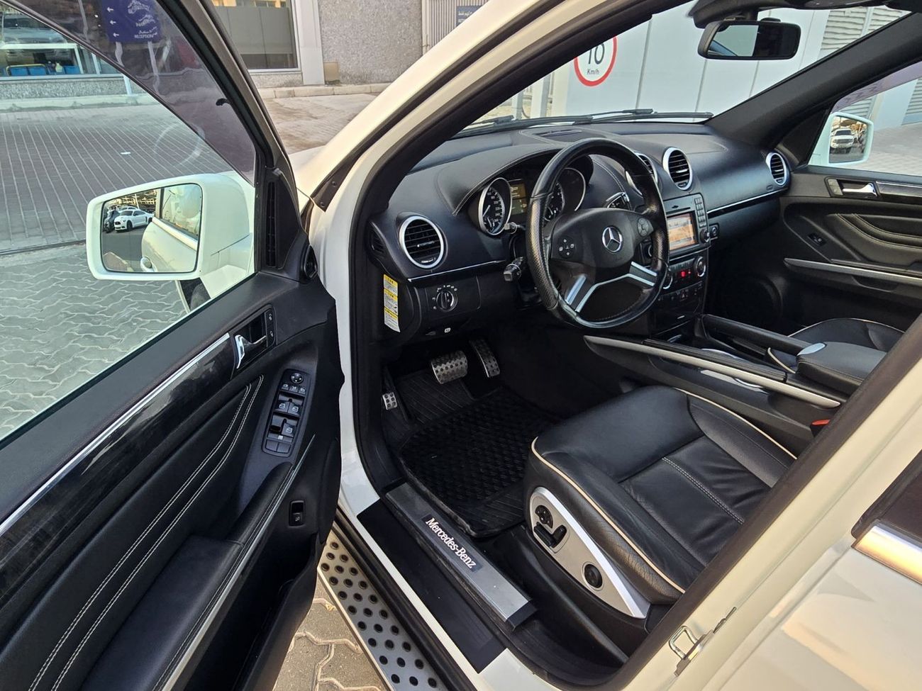 مرسيدس بنز ML 350 AMG 3.5L MERCEDES ML-350 DIESEL ORGINAL PAINT // ACCIDENT FREE // PERFECT CONDITION