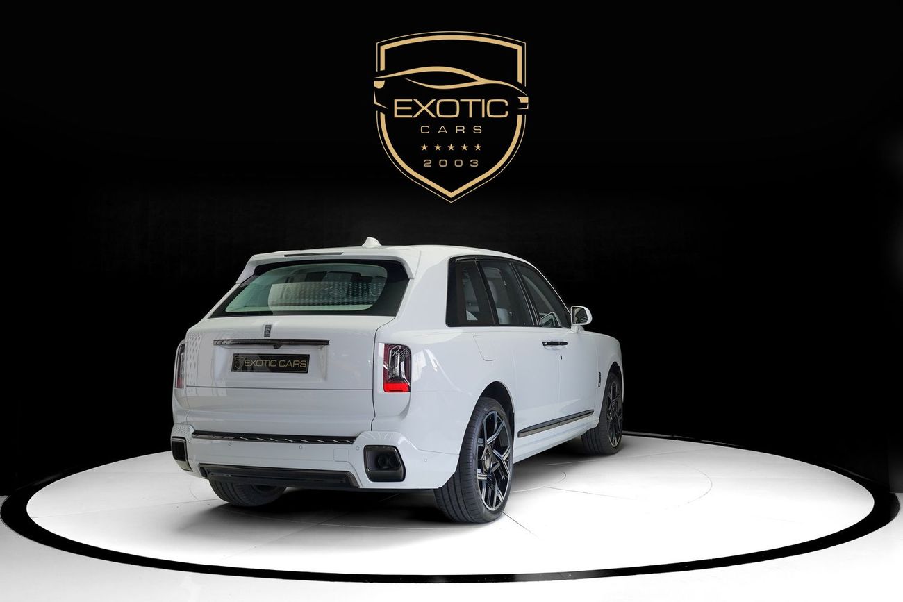 رولز رويس كولينان BLACK BADGE