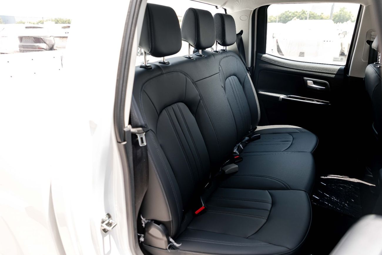 جريت وول وينغل 2026 Greatwall Wingle 7 4X2 Standard 2.4L - Manual - Titanium White Inside Black | Export Price