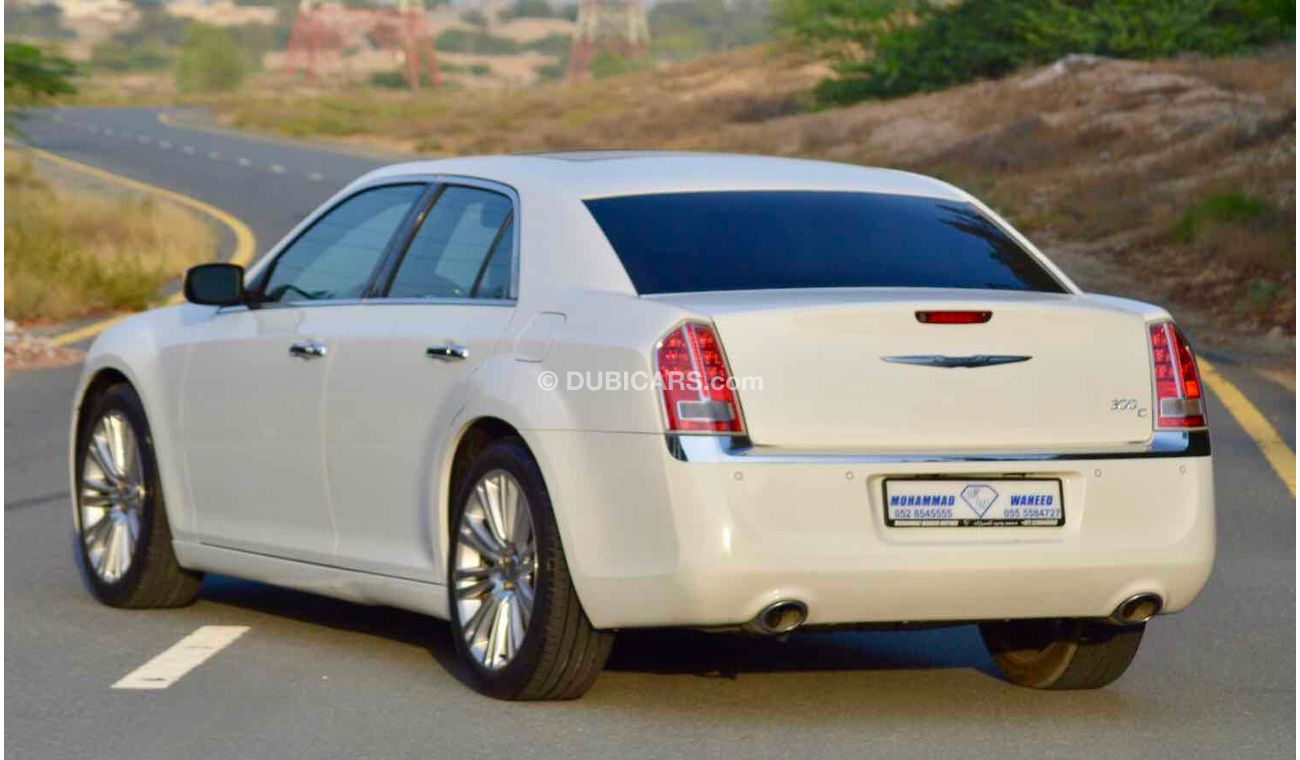 Chrysler 300C CHRYSLER GCC FULL OPTION