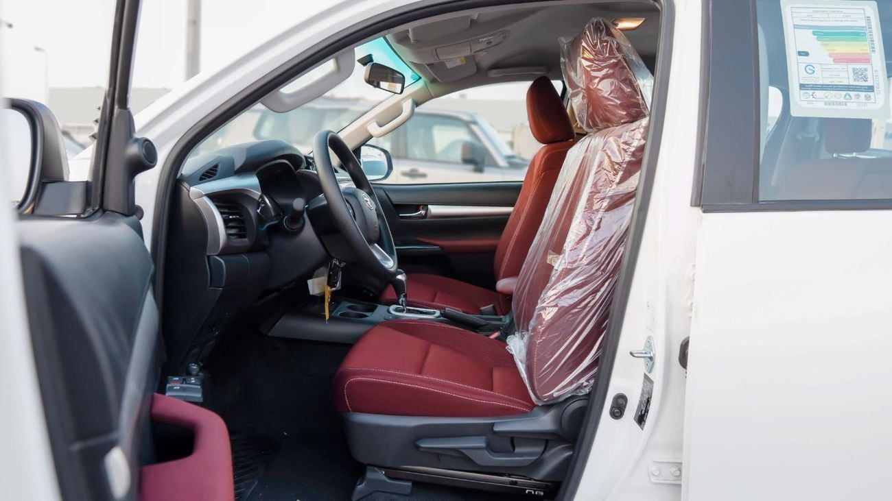 Toyota Hilux 2025 Toyota Hilux 2.7L AT Petrol (White)