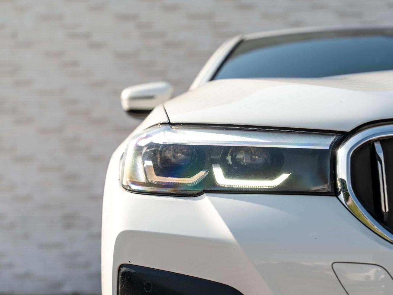 بي أم دبليو 520i M Sport Comfort 2.0L