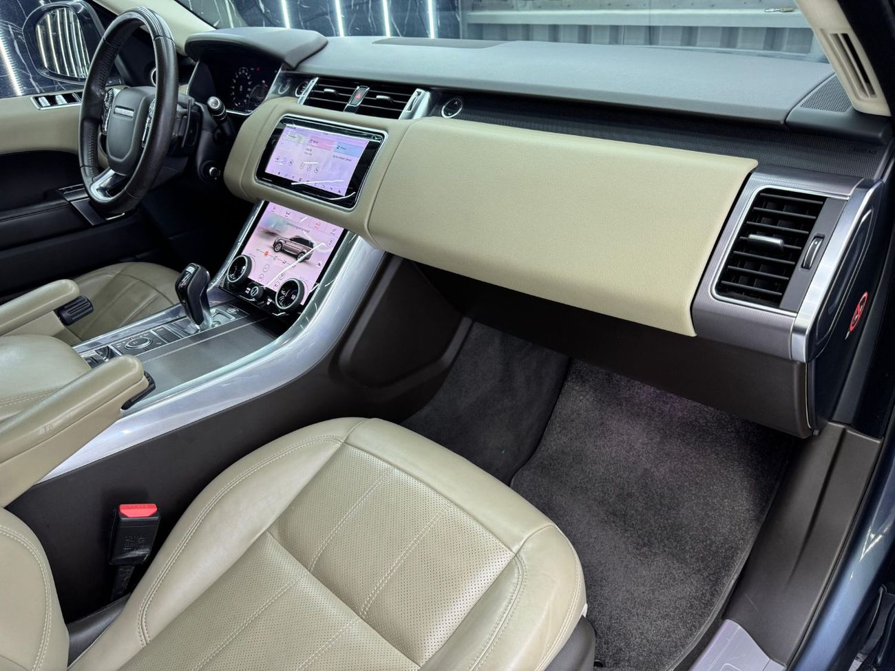 Land Rover Range Rover Sport HSE 3.0L (340 HP)