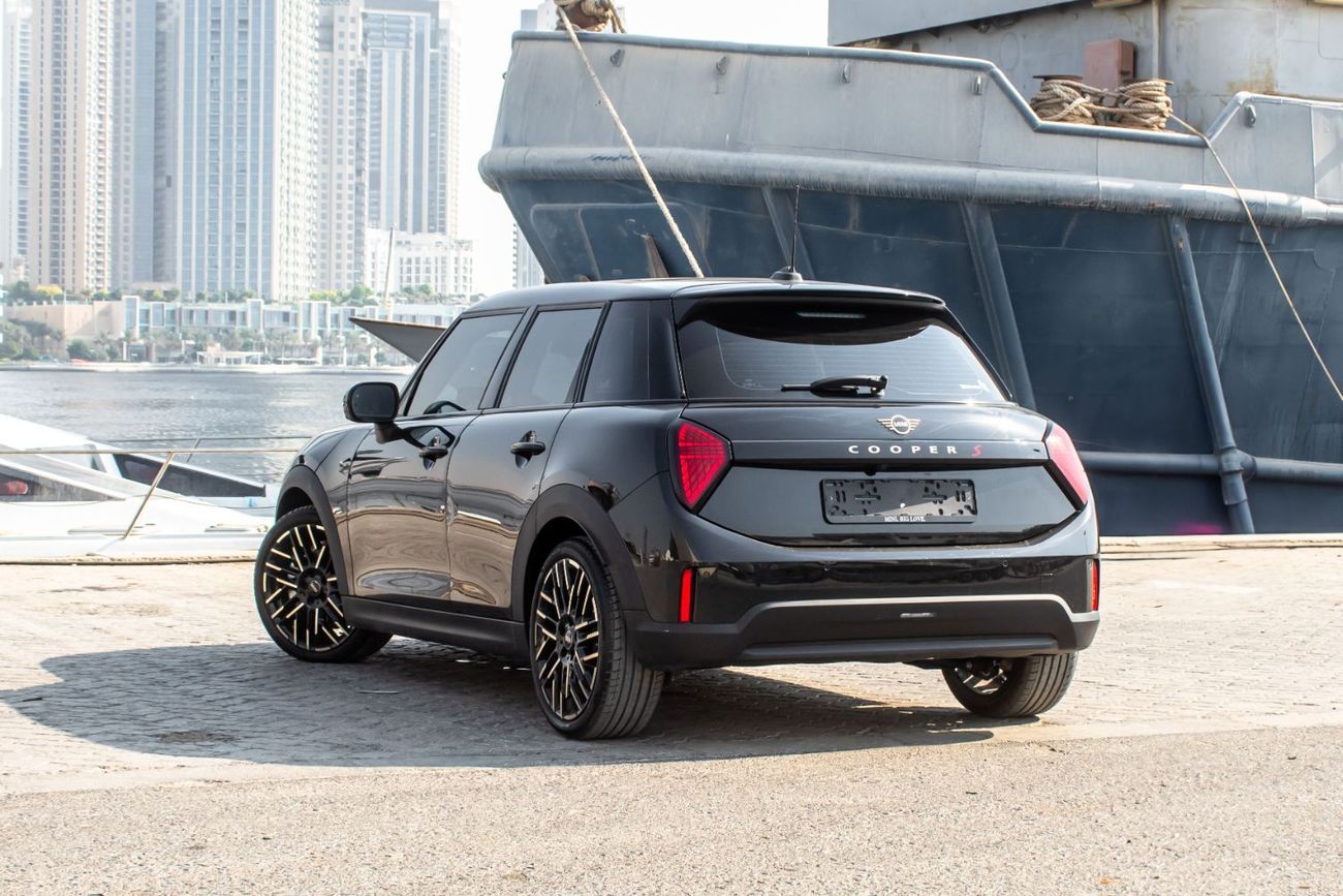 Mini Cooper S 2299 M/P With 0% Down Payment Mini Cooper S 2025