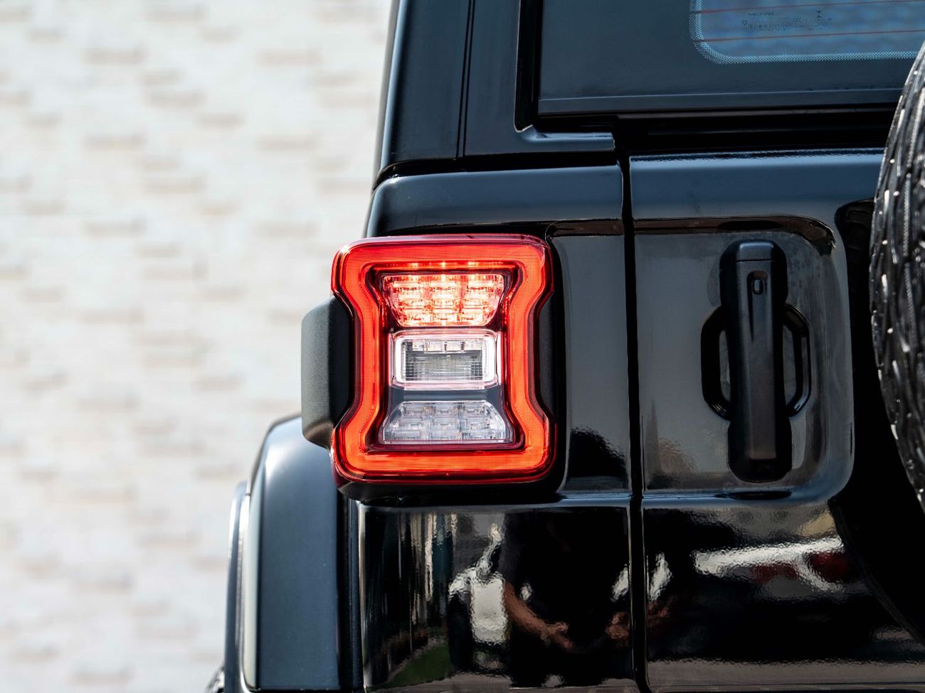 جيب رانجلر Sahara 3.6L A/T (5 Seater)