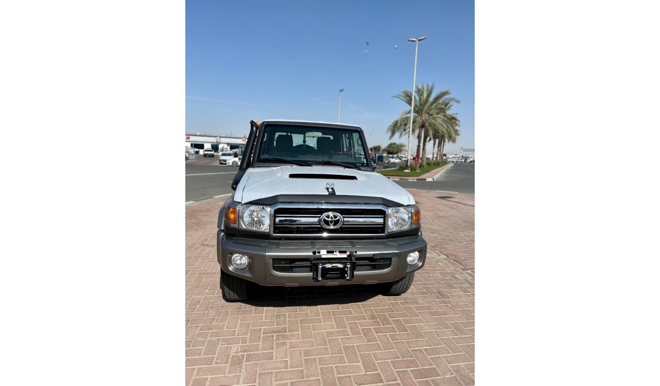 تويوتا لاند كروزر بيك آب 2023 Toyota Land Cruiser VDJ79 4.5L V8 DC Limited