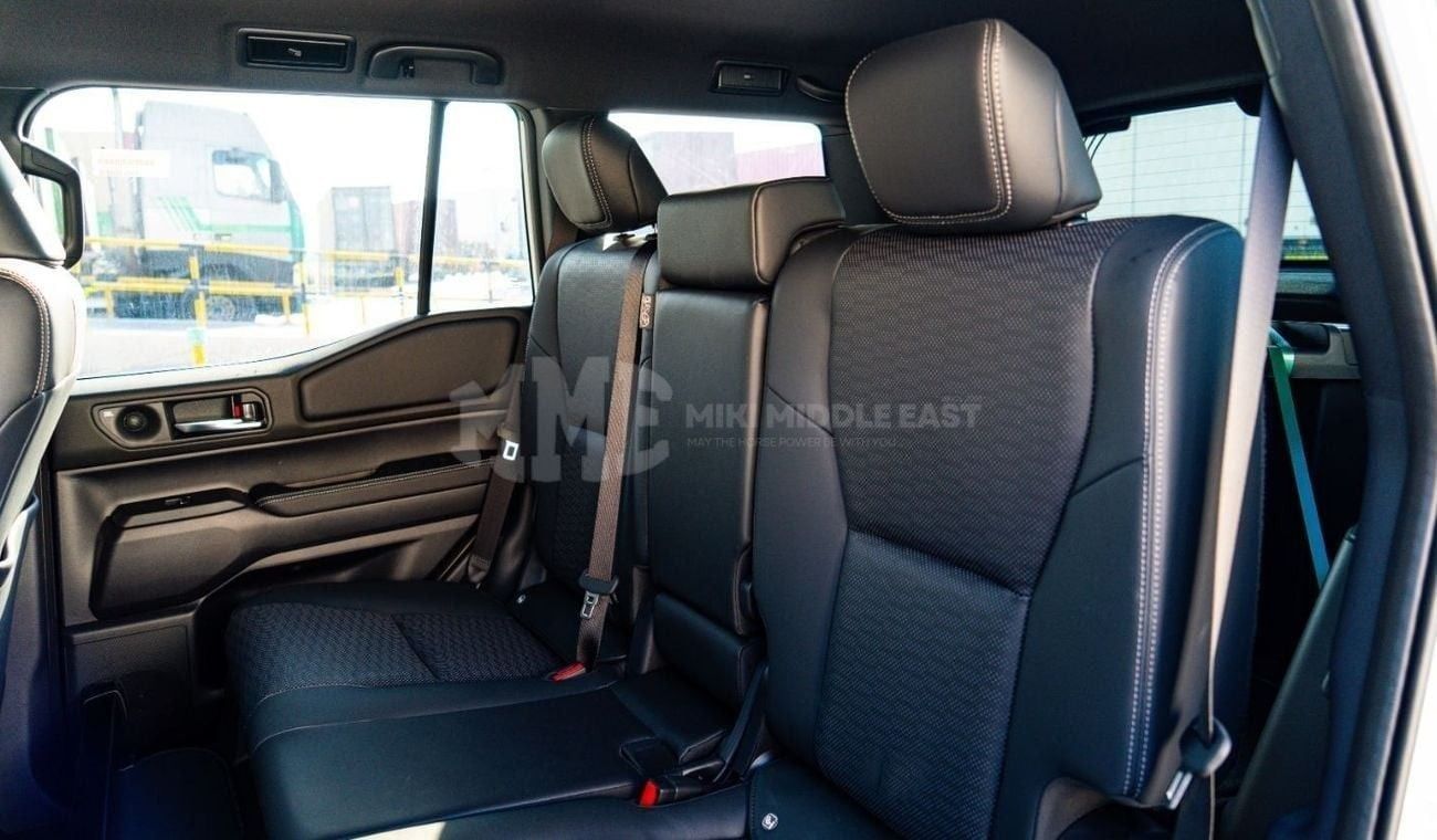 Toyota Prado Limited | 2.8 L | V4 | Turbo | Diesel | 2025