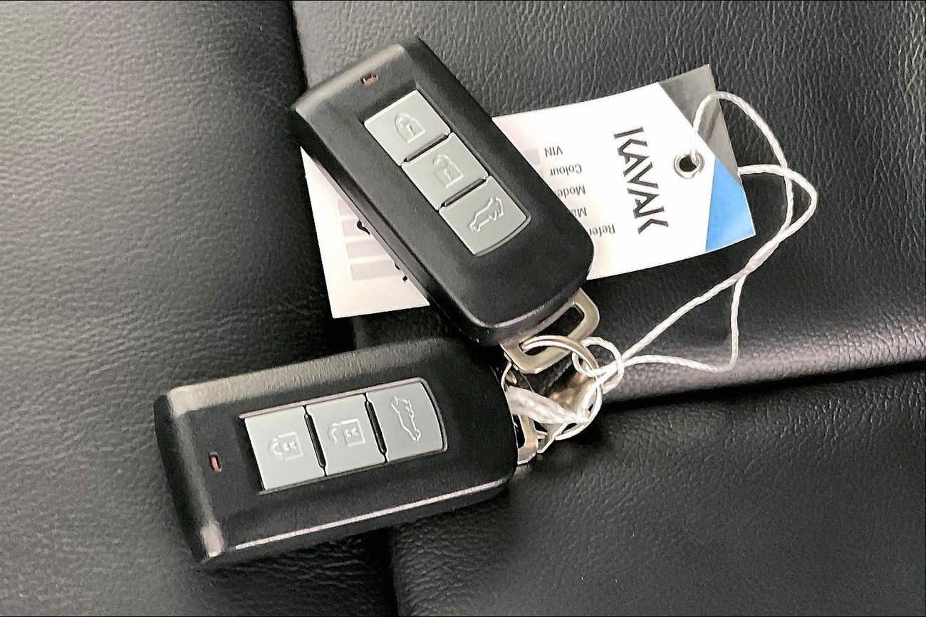 نيسان إكستيرا Titanium | ضمان مجاني لمدة عام | 0 دفعة أولى