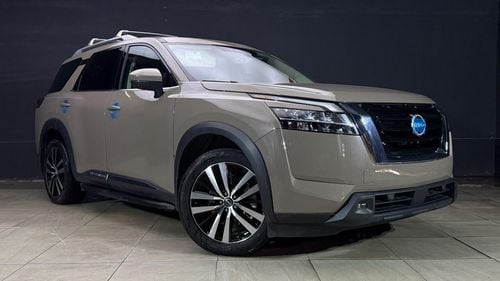 نيسان باثفايندر PLATINIUM