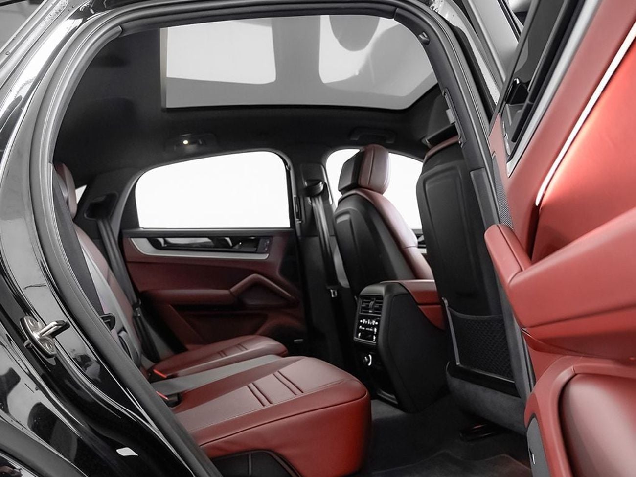 Porsche Cayenne Base Coupe