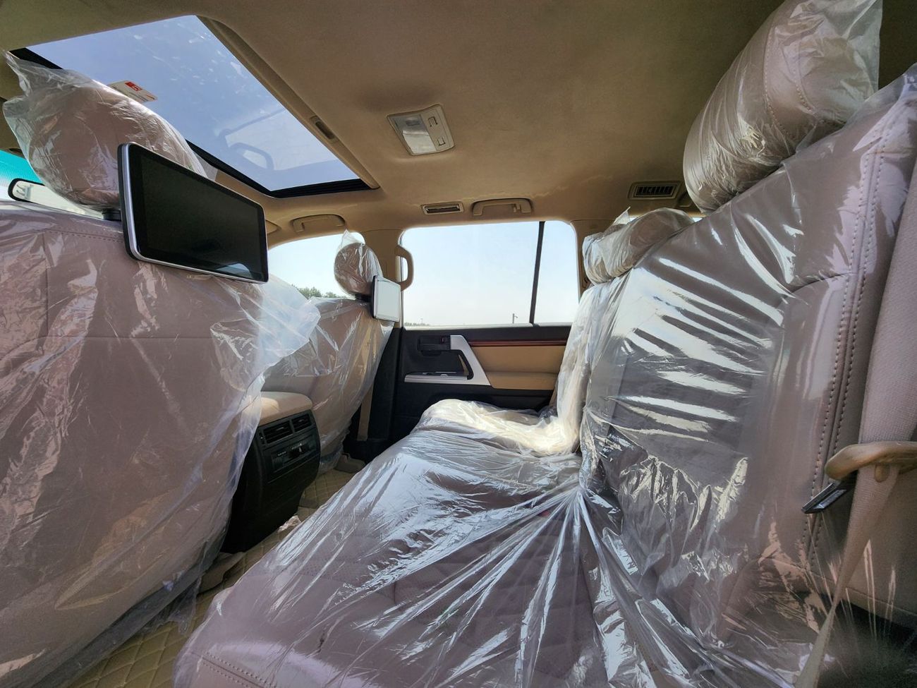 Toyota Land Cruiser GXR V8Upgrade 2024