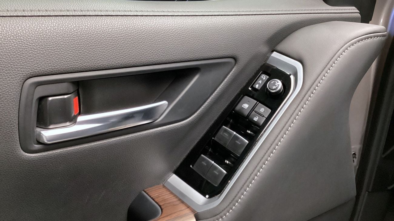 Toyota Land Cruiser GXR | upto AED 20,000 Ramadan Discount | Guaranteed Warranty | 0 Down Payment