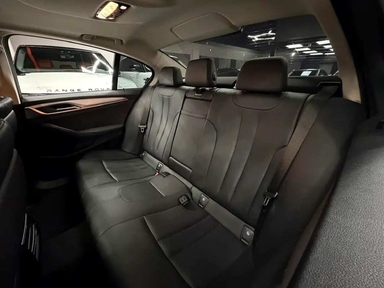 بي أم دبليو 520i Executive 1.6L