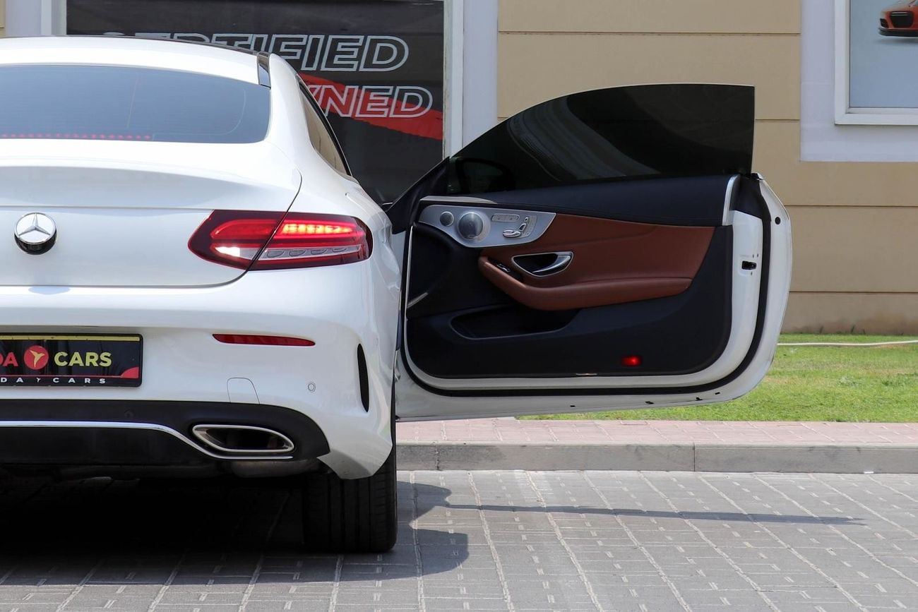 Mercedes-Benz C 300 C205