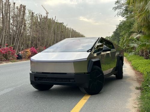 Tesla Cybertruck FOUNDATION SERIES AWD 2025 | 845 HP | Triple Motor AWD | Limited Editio