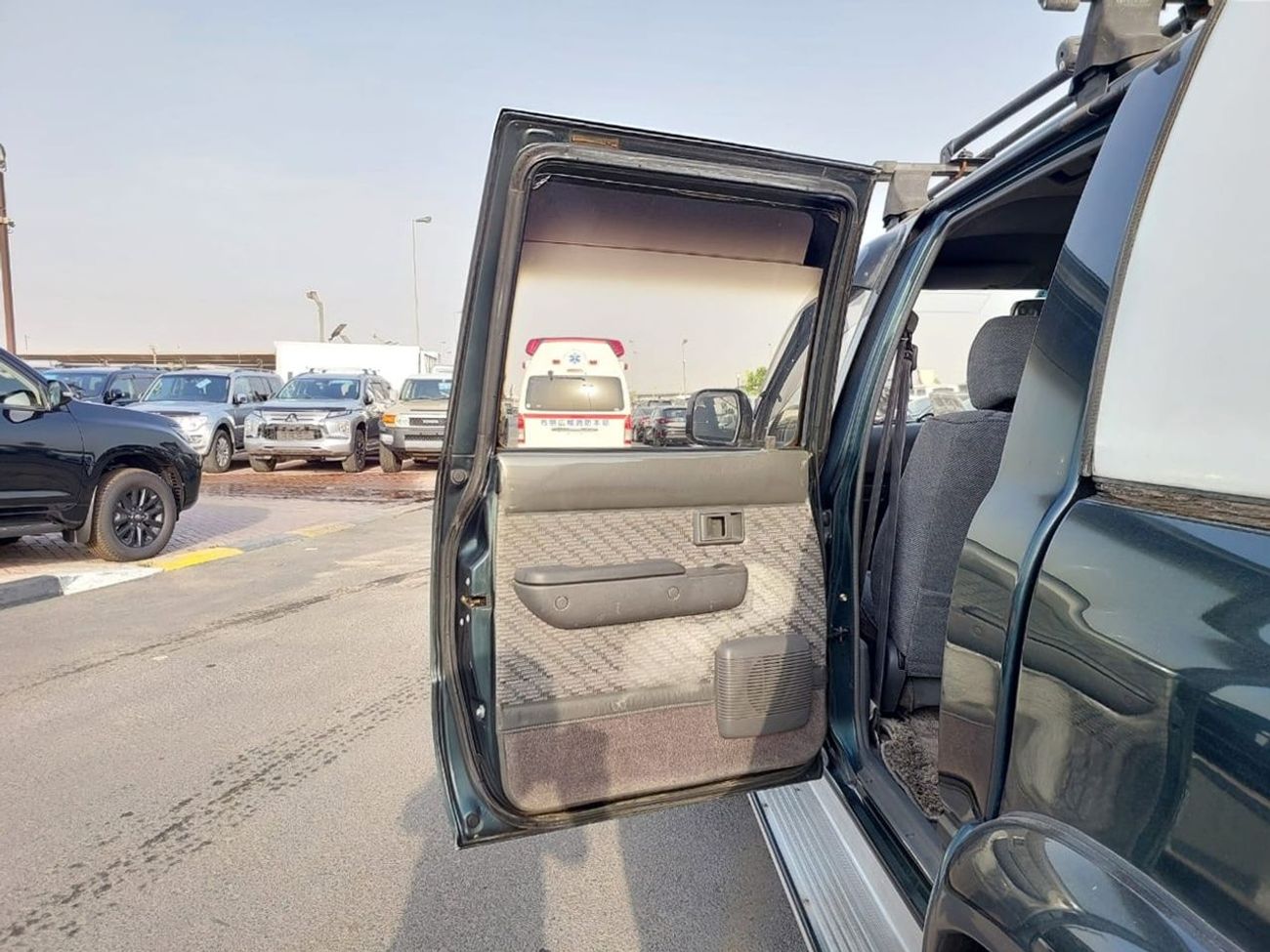 Toyota Hilux TOYOTA HILUX PICK UP RHD 1997 MODEL 2.4 L DIESEL AUTOMATIC(PM02314)